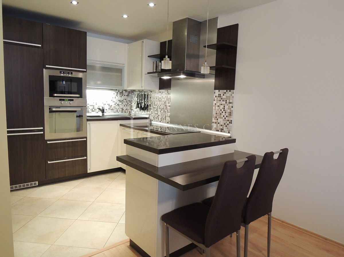 Pronájem bytu 2+kk 69 m² – fotografie 5