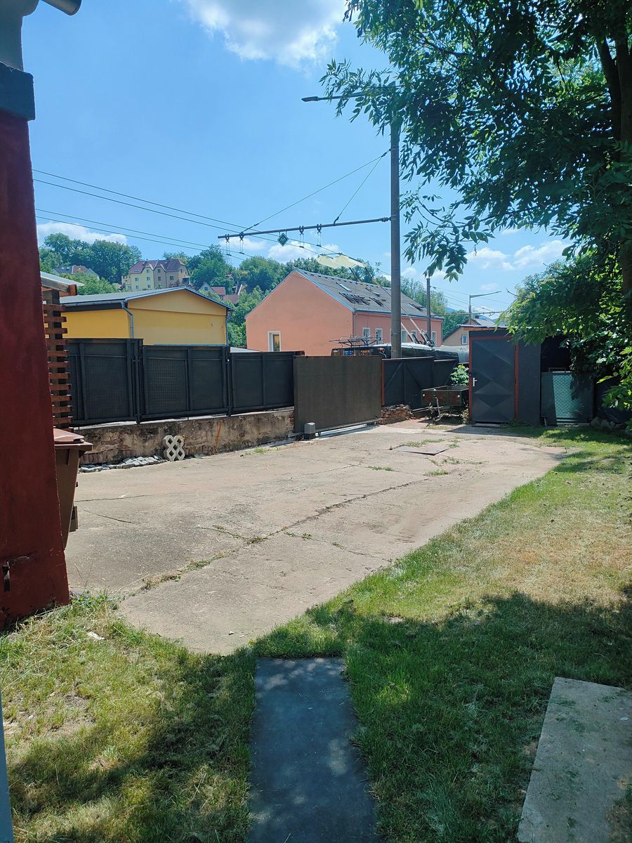 Pronájem bytu pokoje 99 m² – fotografie 3