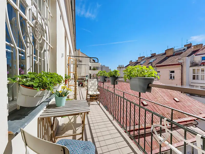 Prodej bytu 4+kk 111 m², Praha – náhled fotky 2