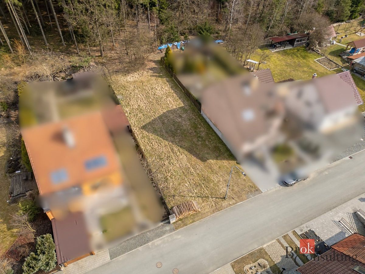 Prodej stavebního pozemku 502 m² – fotografie 2