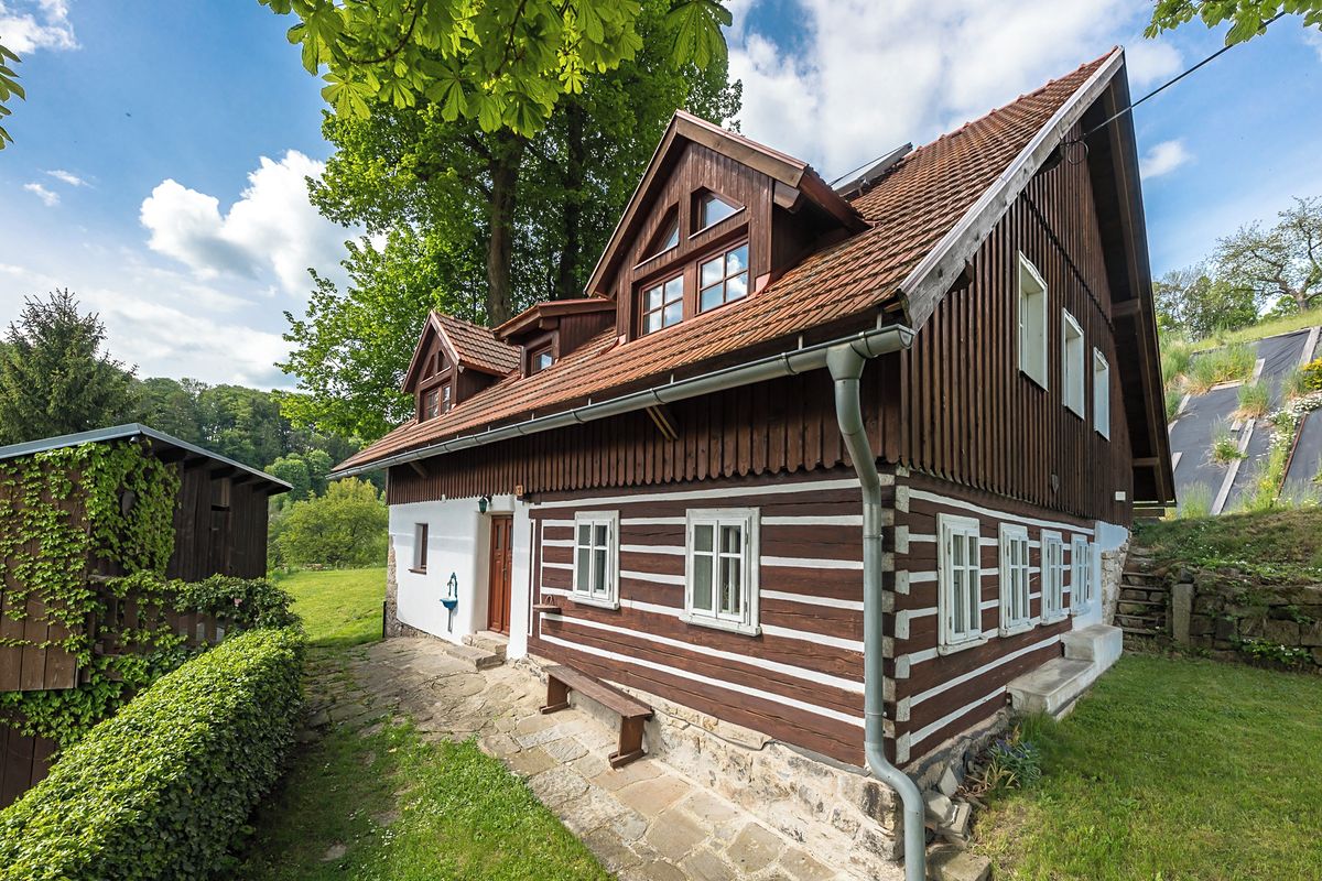 Prodej rodinného domu 226 m², pozemek 3000 m² – fotografie 5