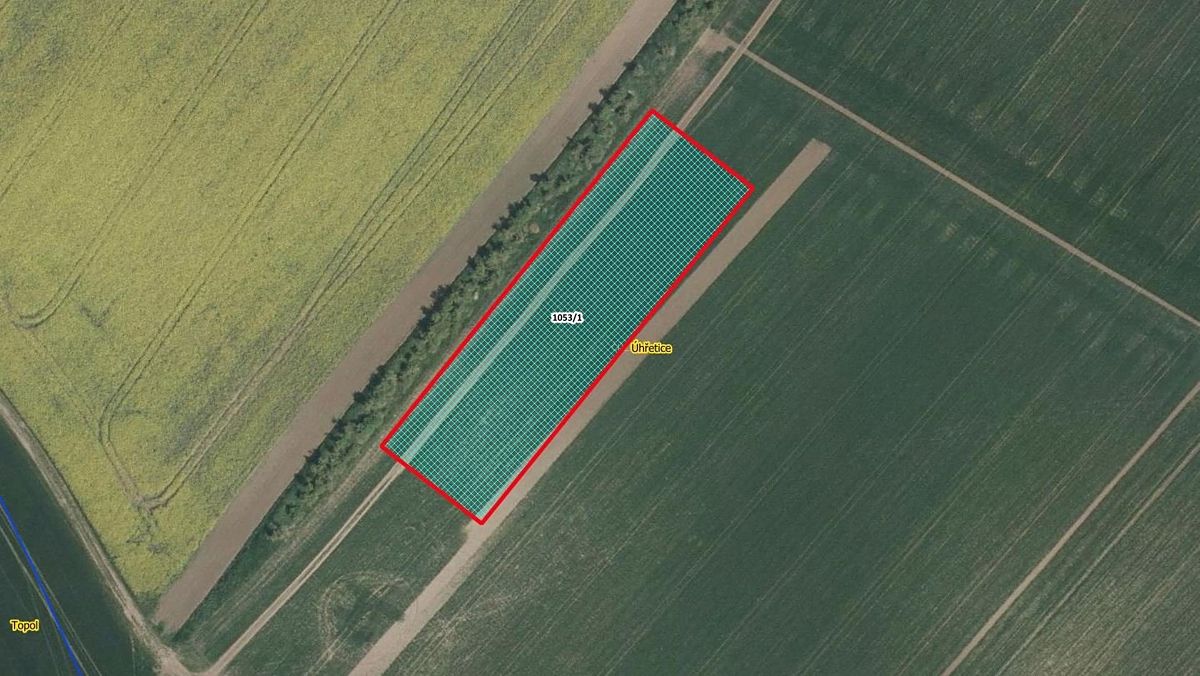 Prodej pole 3286 m², Úhřetice – fotka 1 z 3