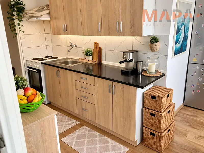 Prodej bytu 3+1 67 m², Chomutov – náhled fotky 2
