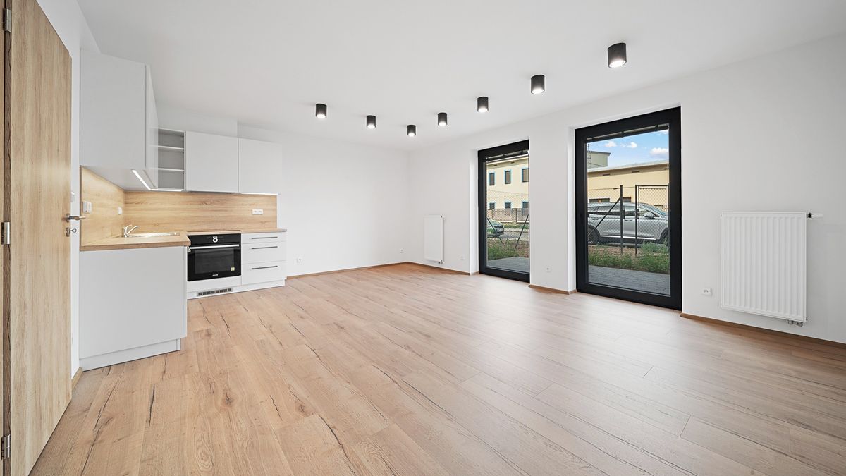 Pronájem bytu 1+kk 41 m² – fotografie 2