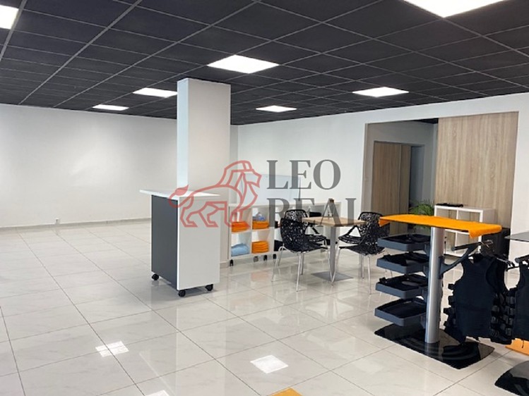 Комерційне приміщення на продаж, 120 м² (4 з 10)