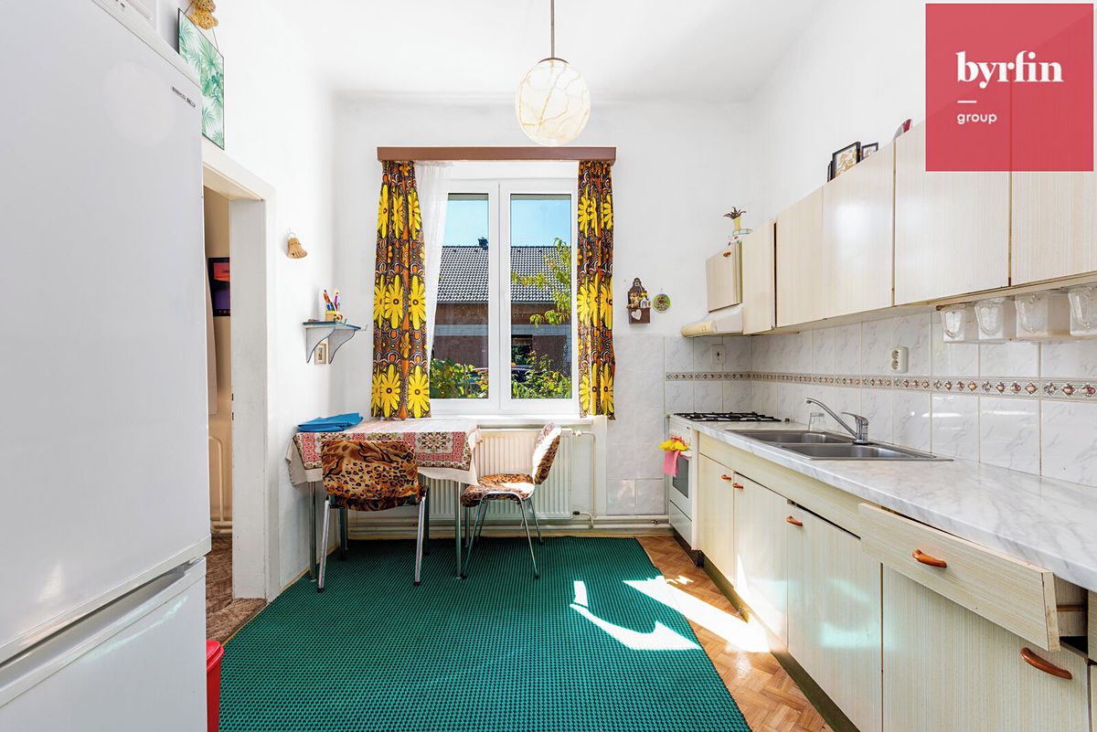 Prodej rodinného domu 150 m², pozemek 542 m² – fotografie 3