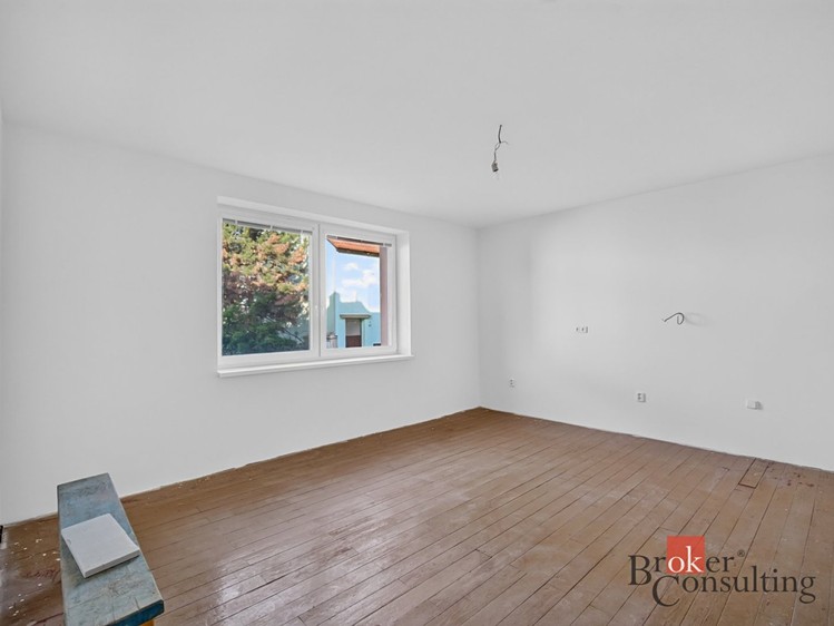 Haus zum Kauf, 142 m² (2 von 22)