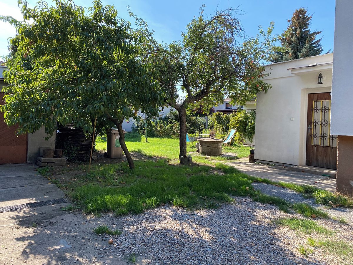 Prodej rodinného domu 160 m², pozemek 540 m² – fotografie 2