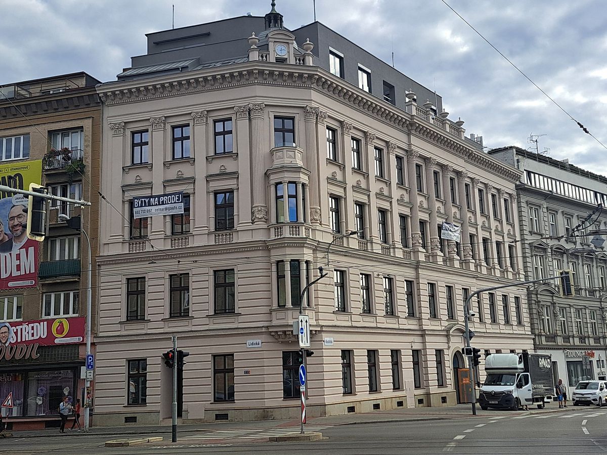 Pronájem kanceláře 64 m²