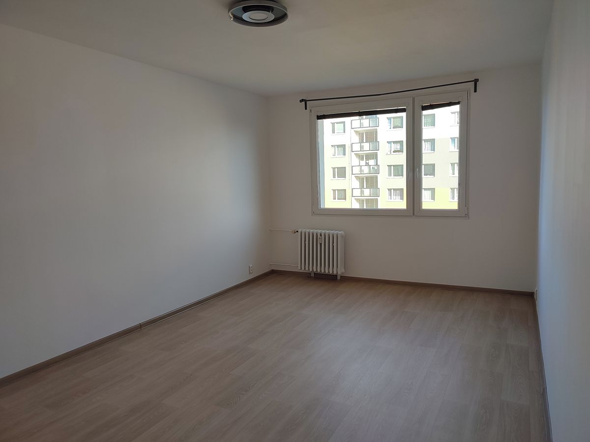 Pronájem bytu 3+1 80 m² – fotografie 4