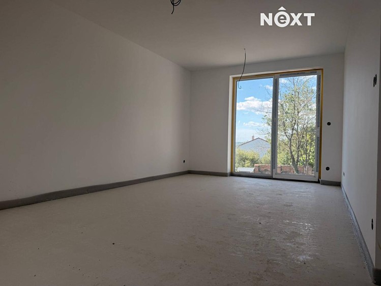 Prodej bytu 2+kk, 56 m² (2 z 12)