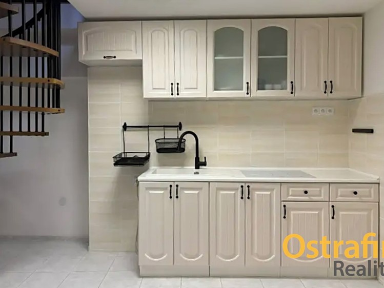 Комерційне приміщення в оренду, 210 м² (6 з 17)