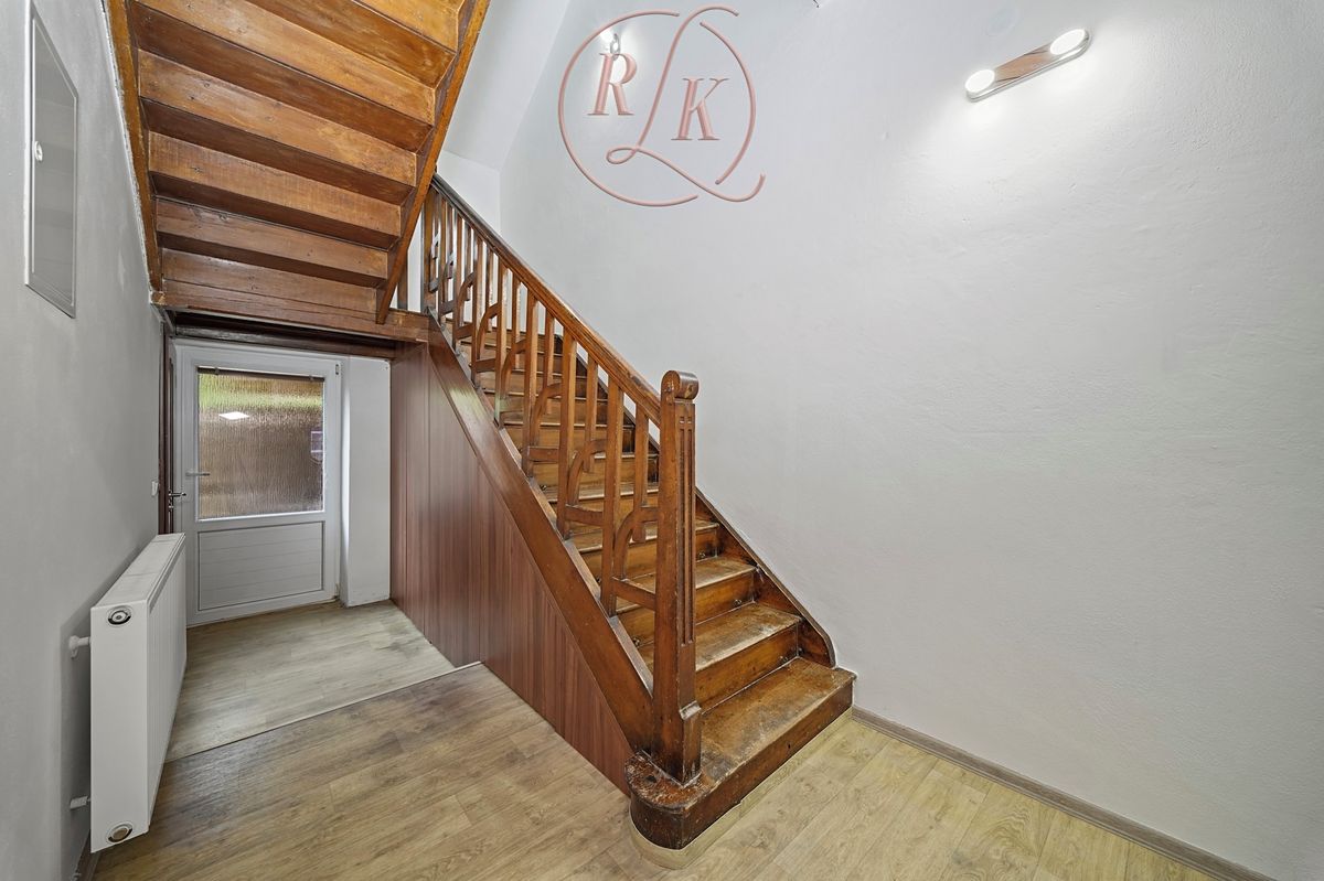 Prodej rodinného domu 150 m², pozemek 164 m² – fotografie 2