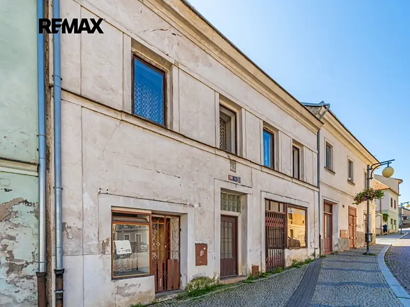 Prodej rodinného domu 243 m², pozemek 156 m², Kutná Hora – náhled fotky 1