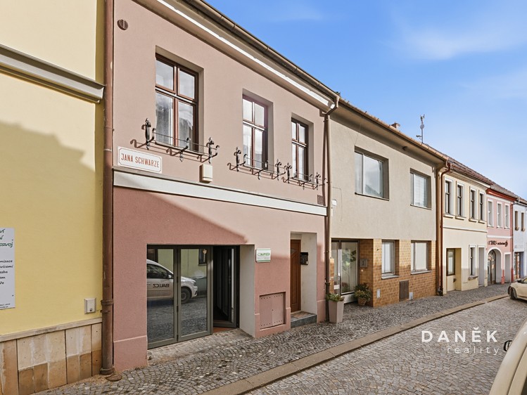 Комерційне приміщення в оренду, 50 м² (1 з 12)