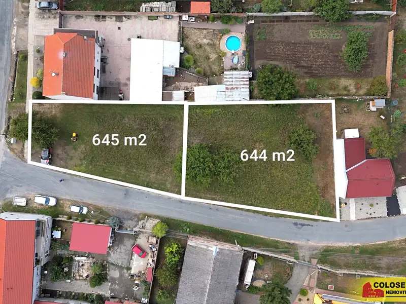 Prodej stavebního pozemku 645 m², Šumice – náhled fotky 2