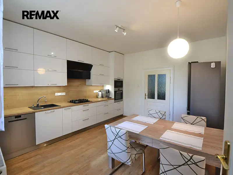 Prodej činžovního domu 307 m², Uničov – náhled fotky 3