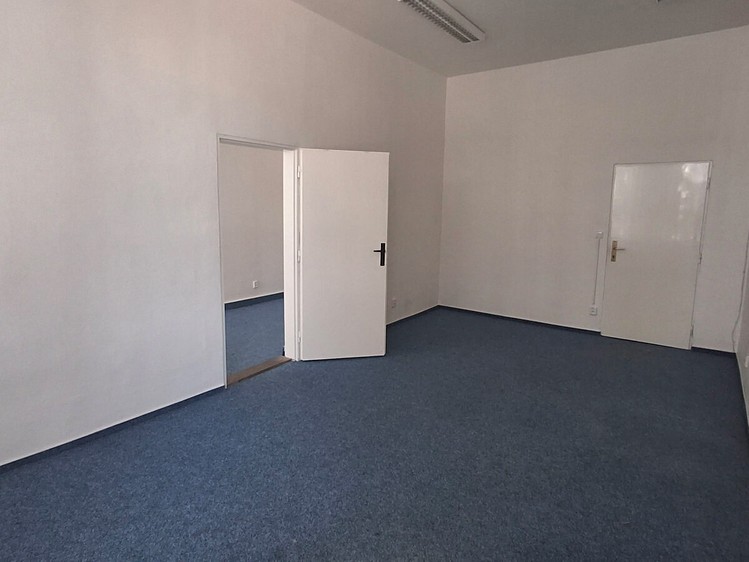 Комерційне приміщення в оренду, 28 м² (1 з 4)