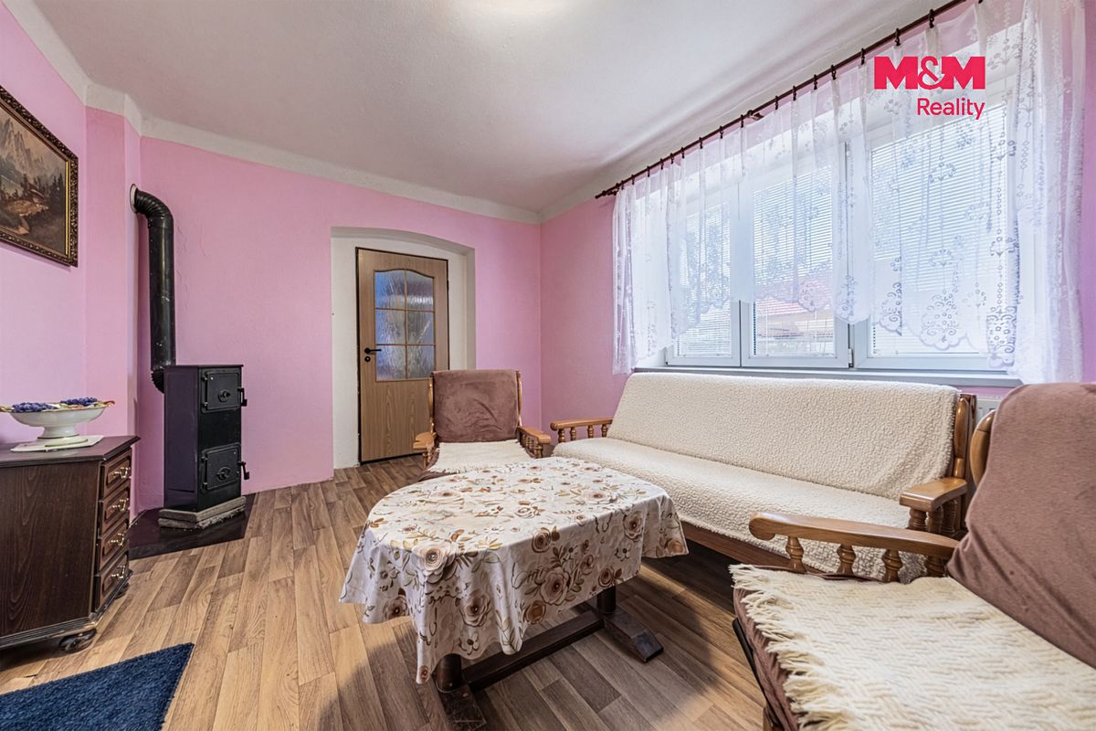 Prodej rodinného domu 105 m², pozemek 641 m² – fotografie 5