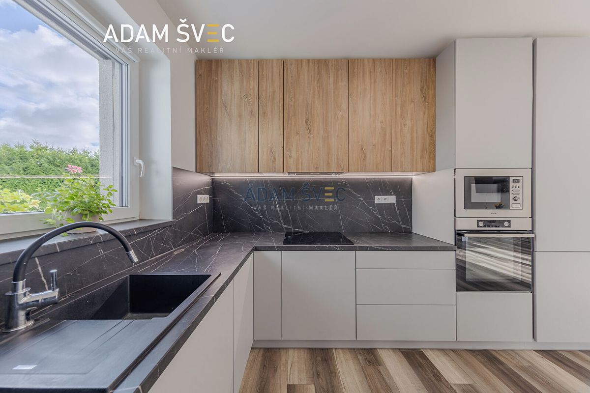 Pronájem bytu 3+kk 76 m² – fotografie 2