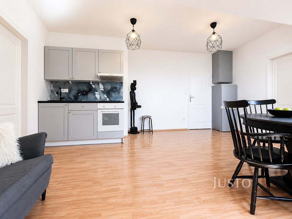 Prodej bytu 4+kk 71 m² – fotografie 3