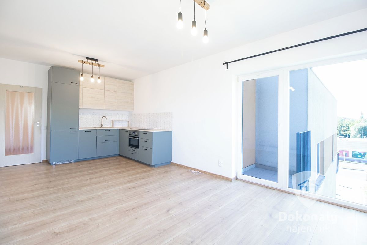 Pronájem bytu 2+kk 53 m² – fotografie 2