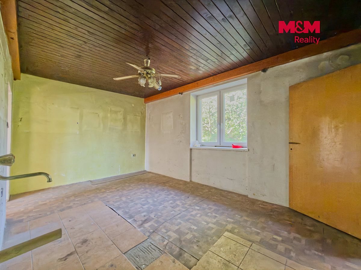 Prodej rodinného domu 103 m², pozemek 1259 m² – fotografie 3
