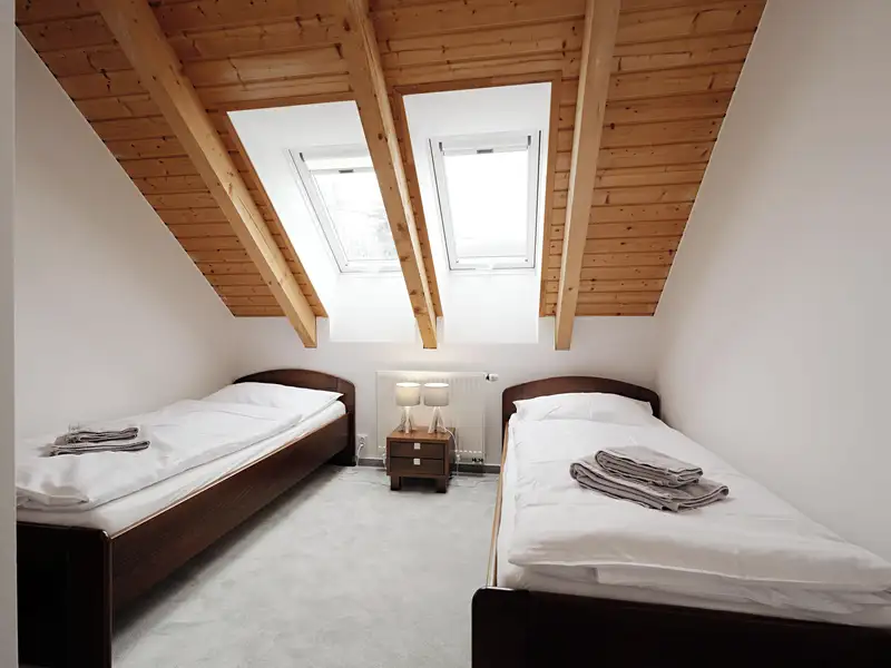 Prodej rodinného domu 240 m², pozemek 285 m², Smržovka – náhled fotky 3