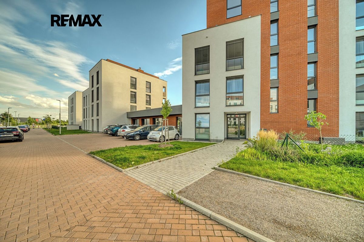 Pronájem bytu 3+kk 79 m² – fotografie 4