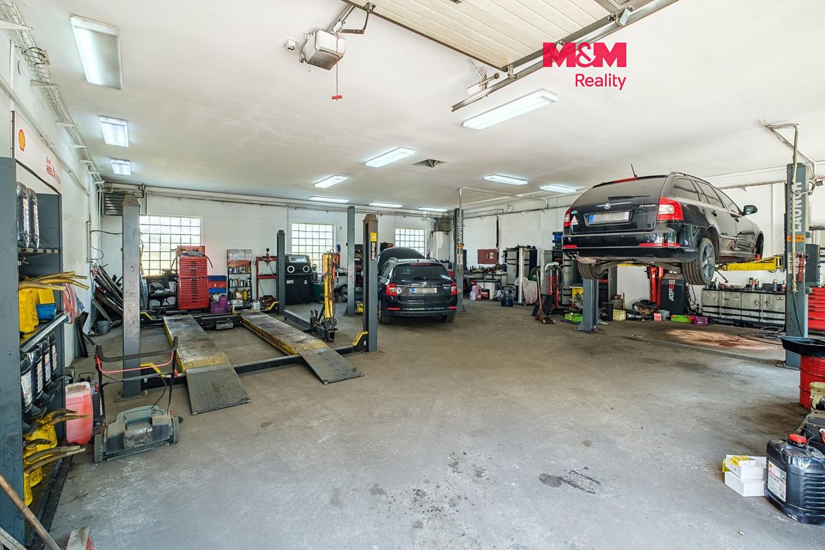 Prodej výrobní haly, prostoru 367 m²