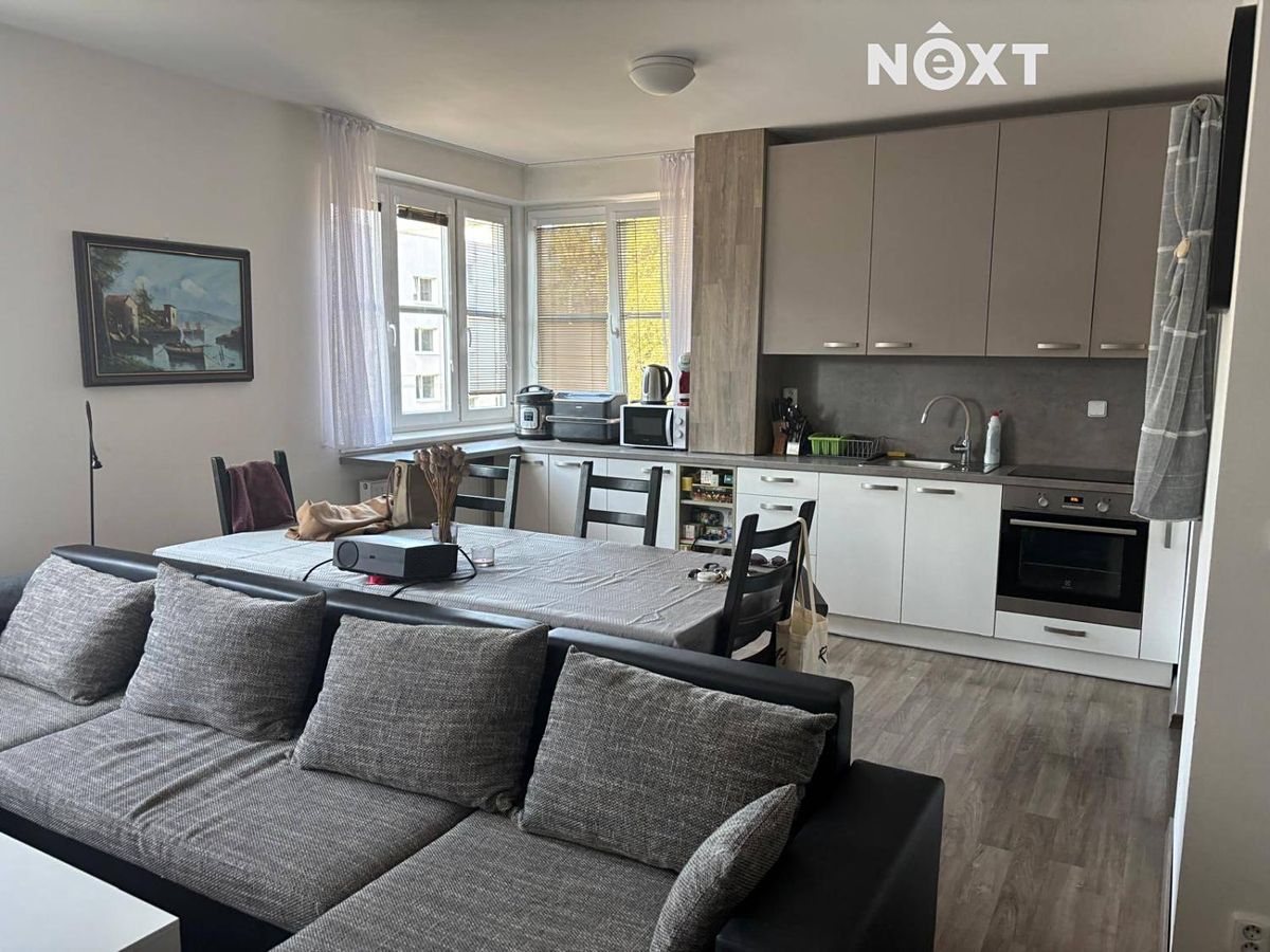 Pronájem bytu 4+kk 90 m²