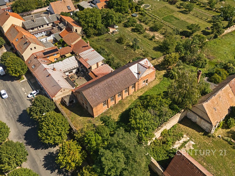 Grundstück zum Kauf, 923 m² (1 von 28)