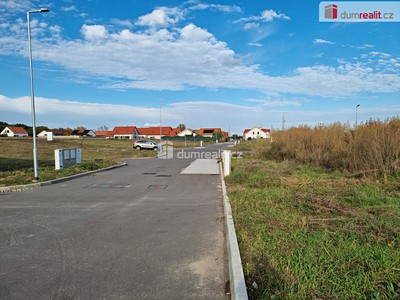 Prodej pozemku, 1 201 m² (2 z 10)