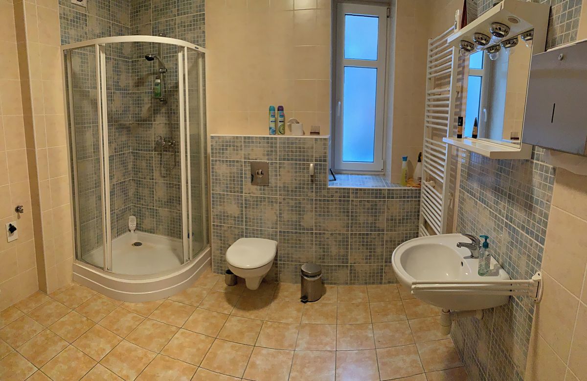 Pronájem bytu 2+1 93 m² – fotografie 4
