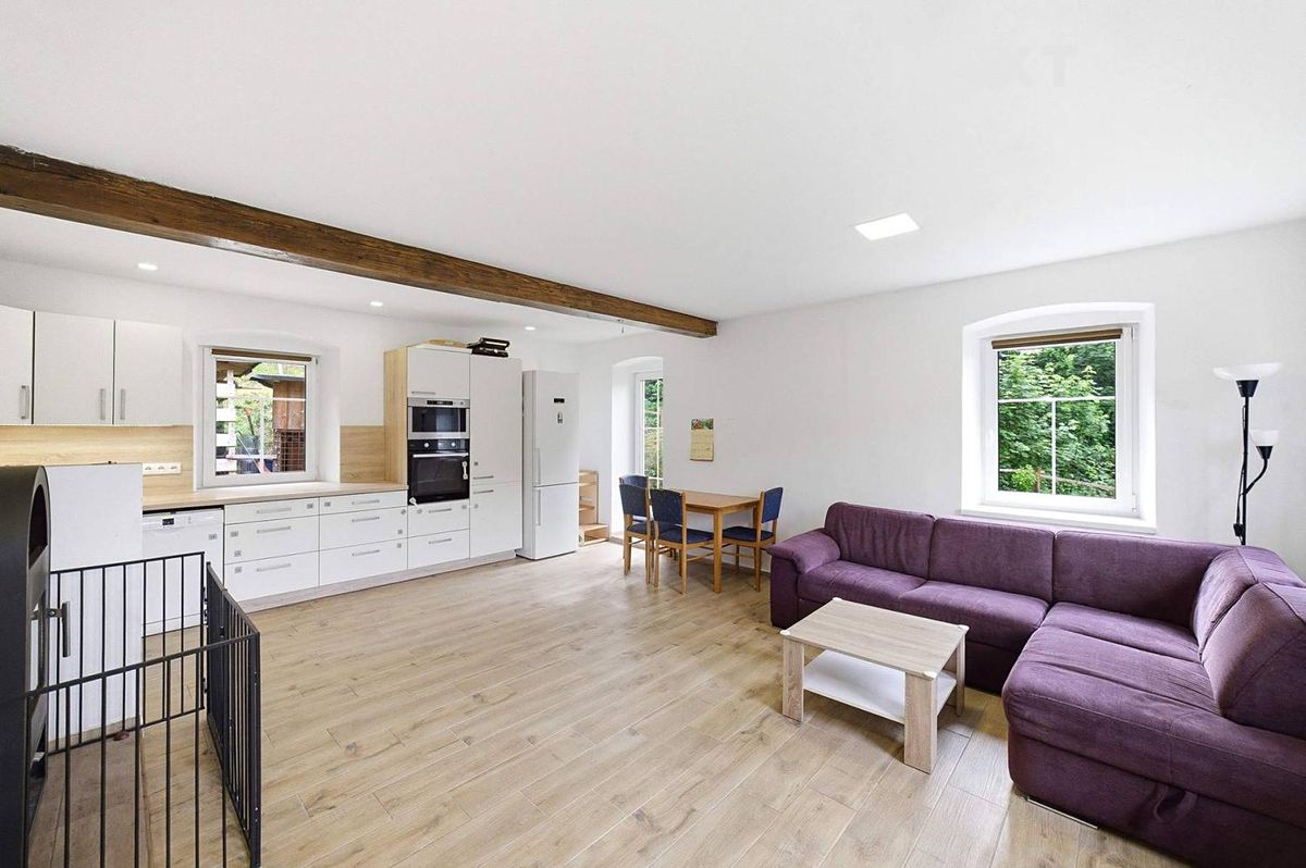 Prodej rodinného domu 152 m², pozemek 4667 m² – fotografie 2