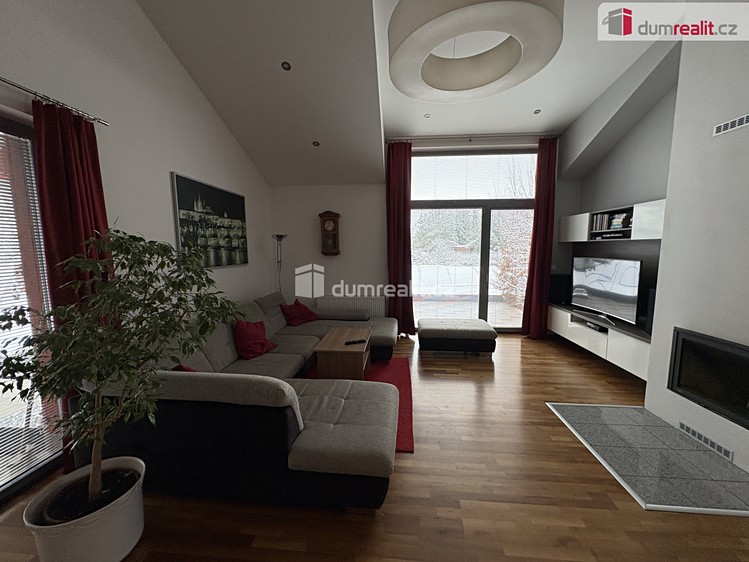 Prodej domu, 208 m² (8 z 28)
