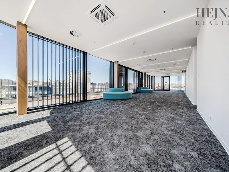 Pronájem kanceláře 108 m², Ostrava – náhled fotky 1