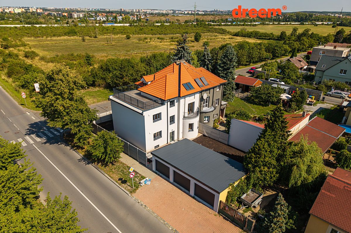 Prodej rodinného domu 200 m², pozemek 380 m²