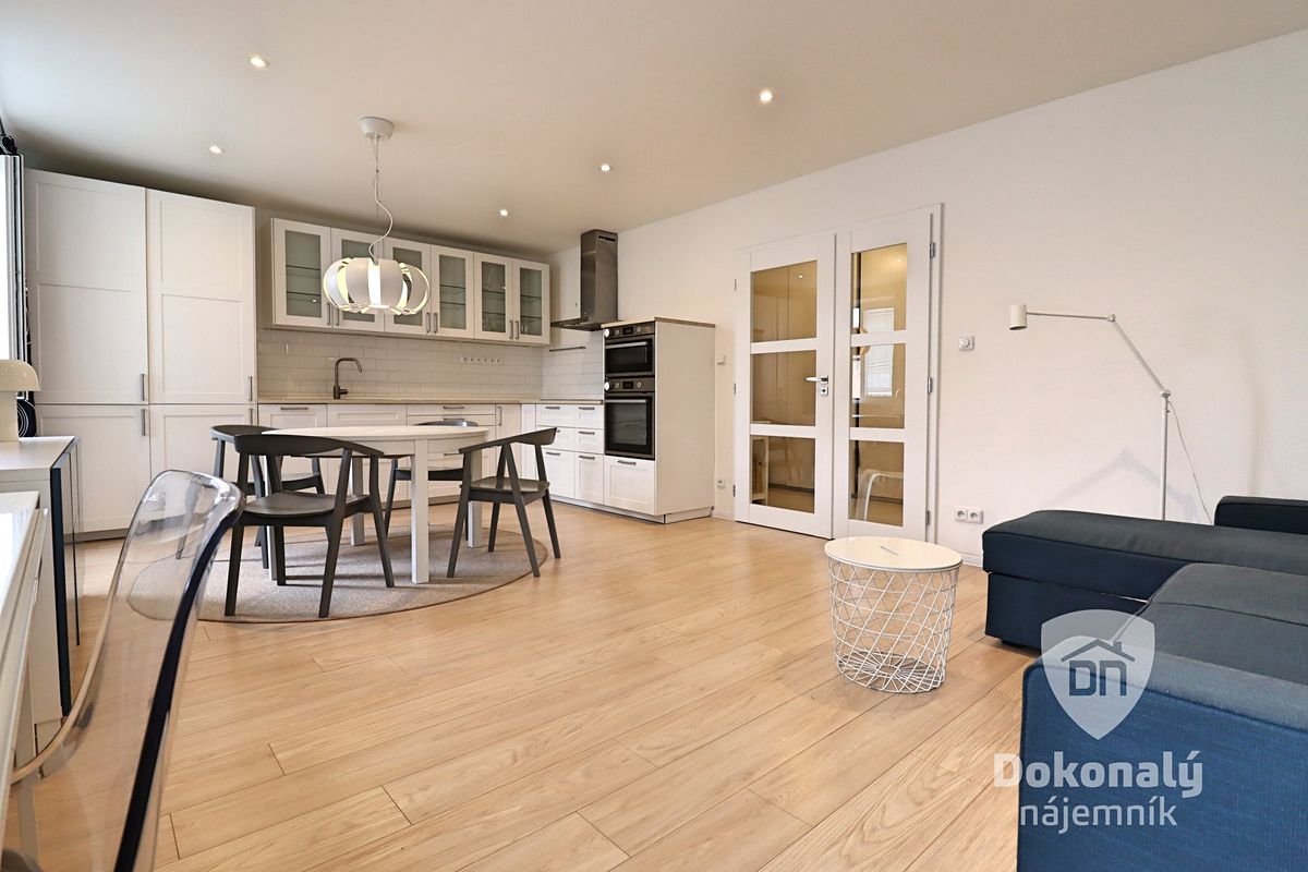 Pronájem bytu 2+kk 59 m²