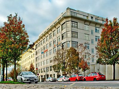 Pronájem kanceláře 388 m²