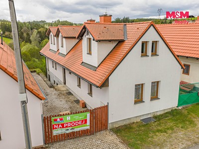 Будинок на продаж, 200 м² (2 з 30)