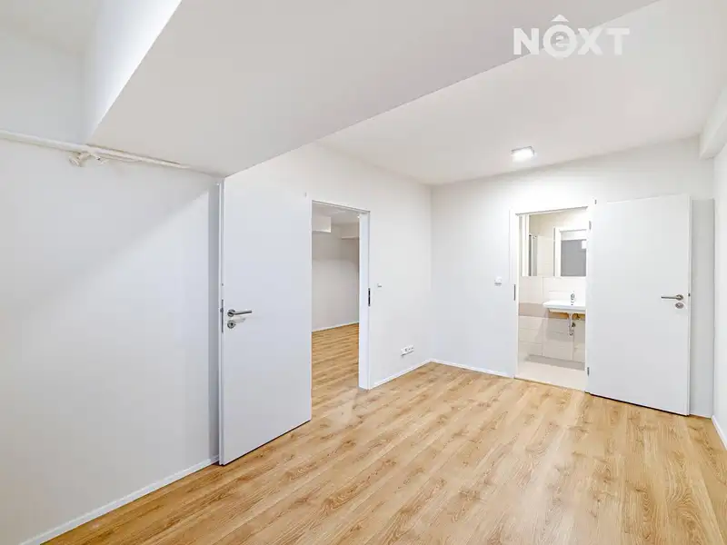 Prodej obchodního prostoru 40 m², Praha – náhled fotky 2