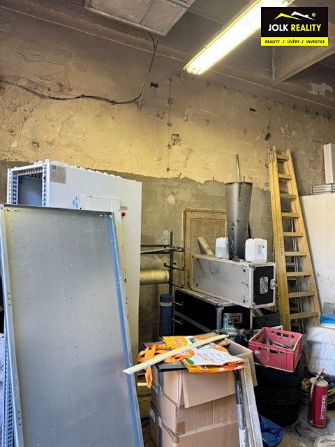 Pronájem obchodního prostoru 100 m² – fotografie 4