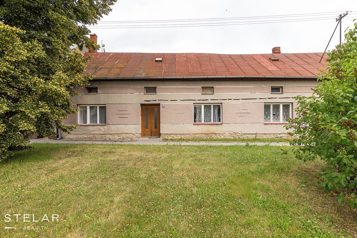 Prodej rodinného domu 323 m², pozemek 1542 m² – fotografie 3