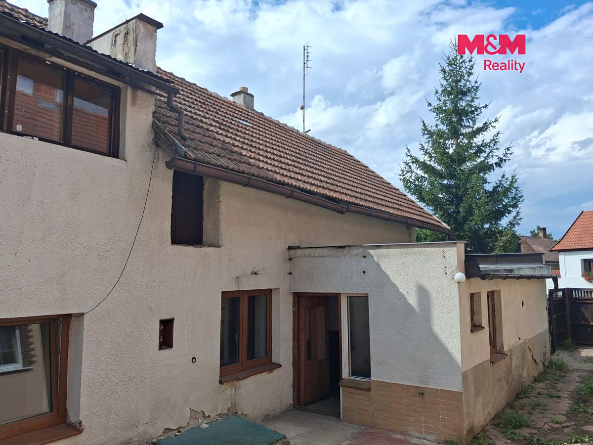 Prodej rodinného domu 72 m², pozemek 280 m² – fotografie 2