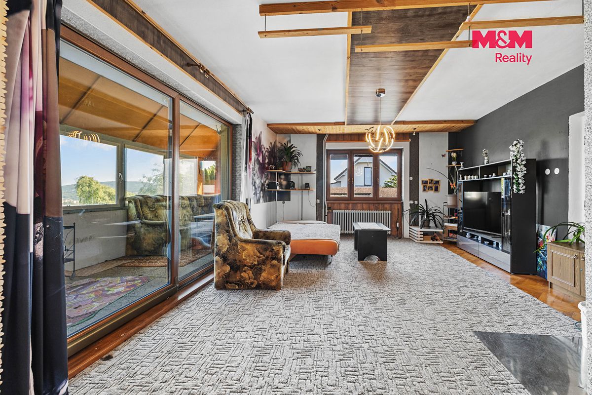 Prodej rodinného domu 133 m², pozemek 799 m² – fotografie 3