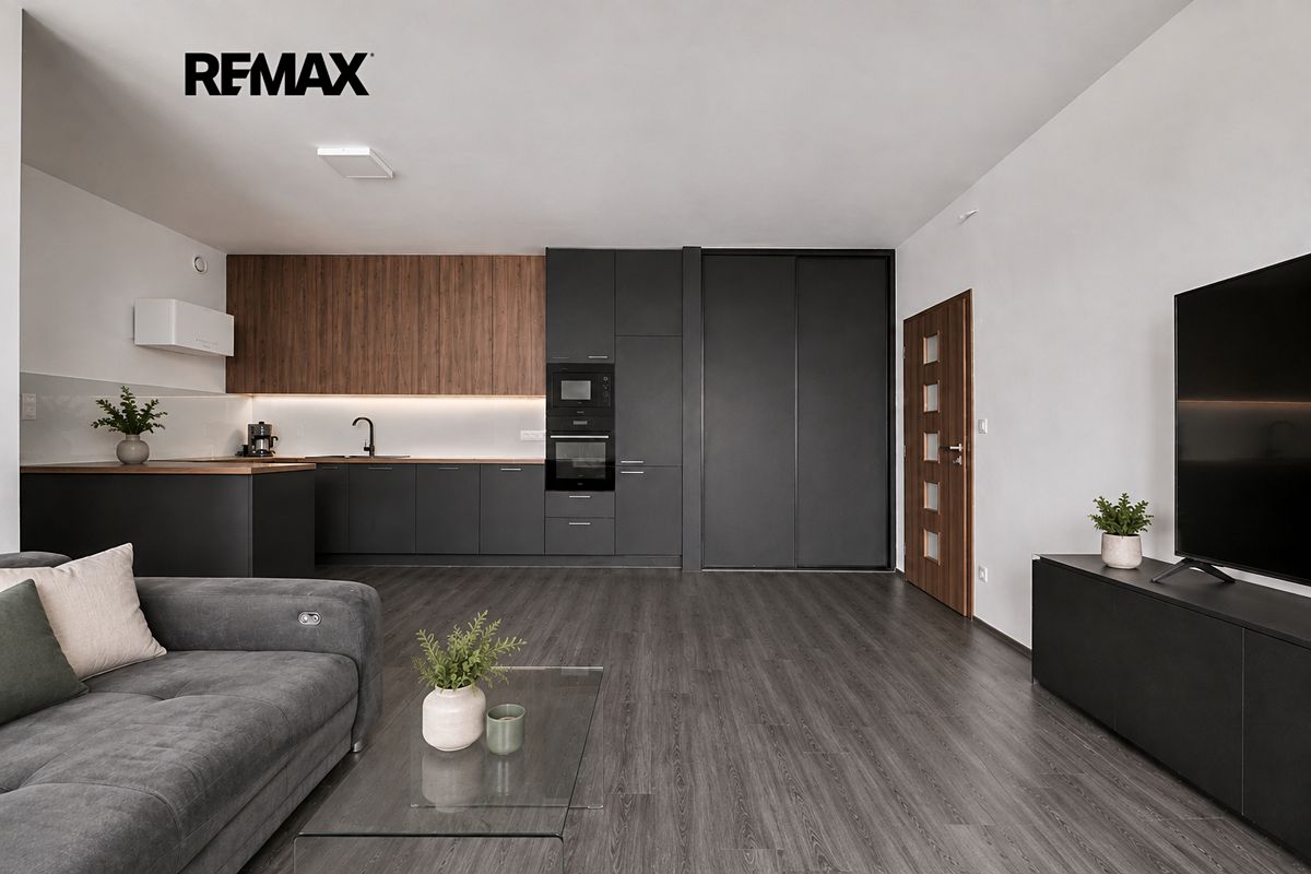 Pronájem bytu 3+kk 80 m² – fotografie 3