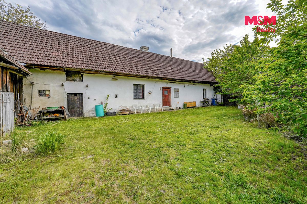 Prodej rodinného domu 138 m², pozemek 2450 m² – fotografie 3