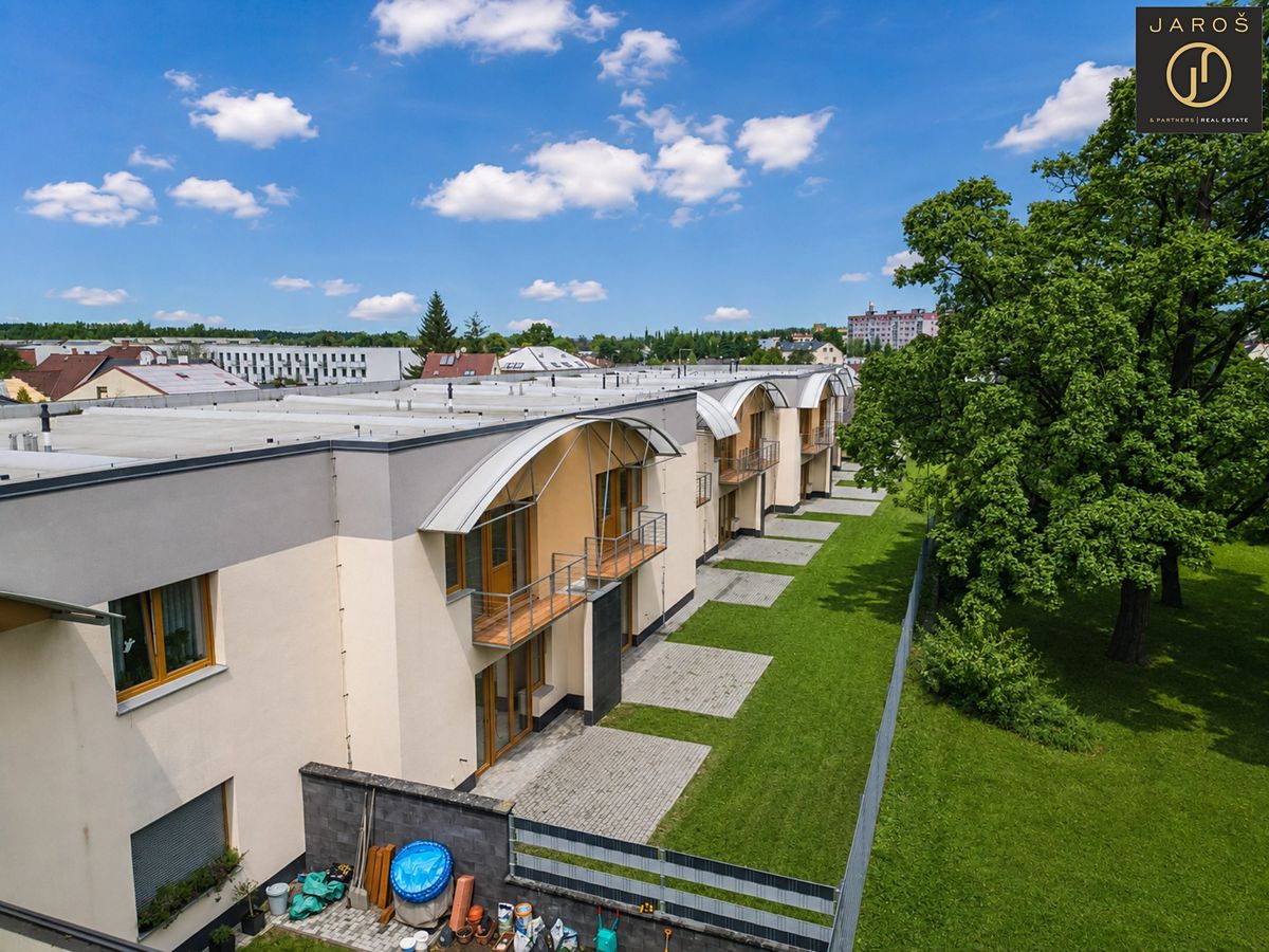 Prodej rodinného domu 186 m², pozemek 343 m² – fotografie 5