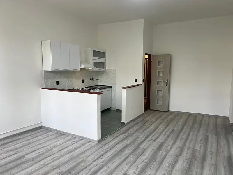 Pronájem bytu 2+kk 57 m², Mladá Boleslav – náhled fotky 2